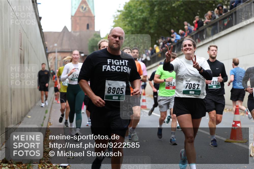05.10.2025 - 20. swb-Marathon Bremen Michael Strokosch http://msf.ph/oto/9222585 05.10.2025 13:01:22 Laufen 312, 8905, 342, 7087, 810 meine-sportfotos.de
