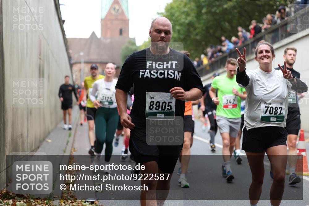 05.10.2025 - 20. swb-Marathon Bremen Michael Strokosch http://msf.ph/oto/9222587 05.10.2025 13:01:22 Laufen 3125, 8905, 342, 7087, 810 meine-sportfotos.de