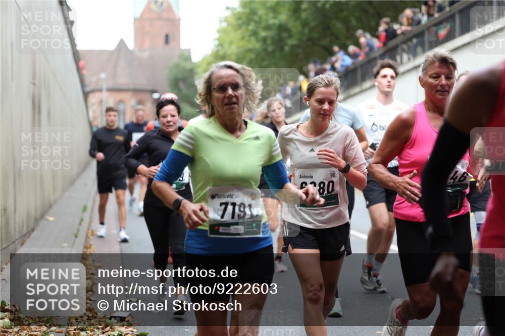 05.10.2025 - 20. swb-Marathon Bremen Michael Strokosch http://msf.ph/oto/9222603 05.10.2025 13:01:28 Laufen 719, 80 meine-sportfotos.de