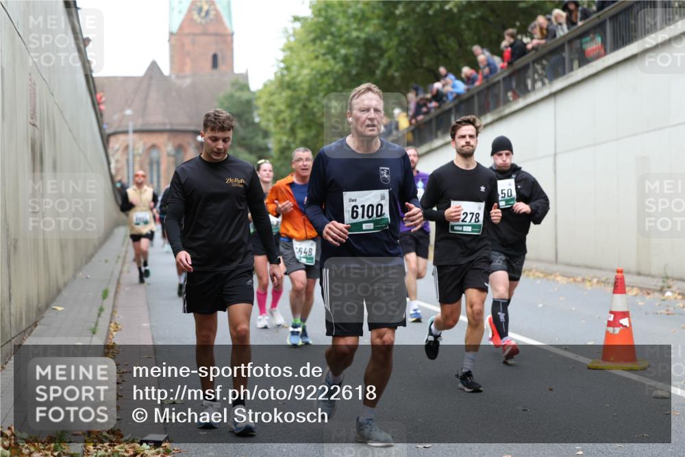 05.10.2025 - 20. swb-Marathon Bremen Michael Strokosch http://msf.ph/oto/9222618 05.10.2025 13:01:32 Laufen 648, 6100, 278, 50 meine-sportfotos.de