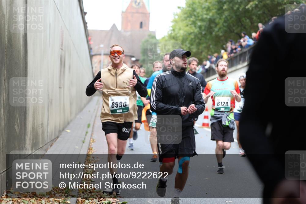 05.10.2025 - 20. swb-Marathon Bremen Michael Strokosch http://msf.ph/oto/9222622 05.10.2025 13:01:36 Laufen 6990, 56, 6128, 25 meine-sportfotos.de