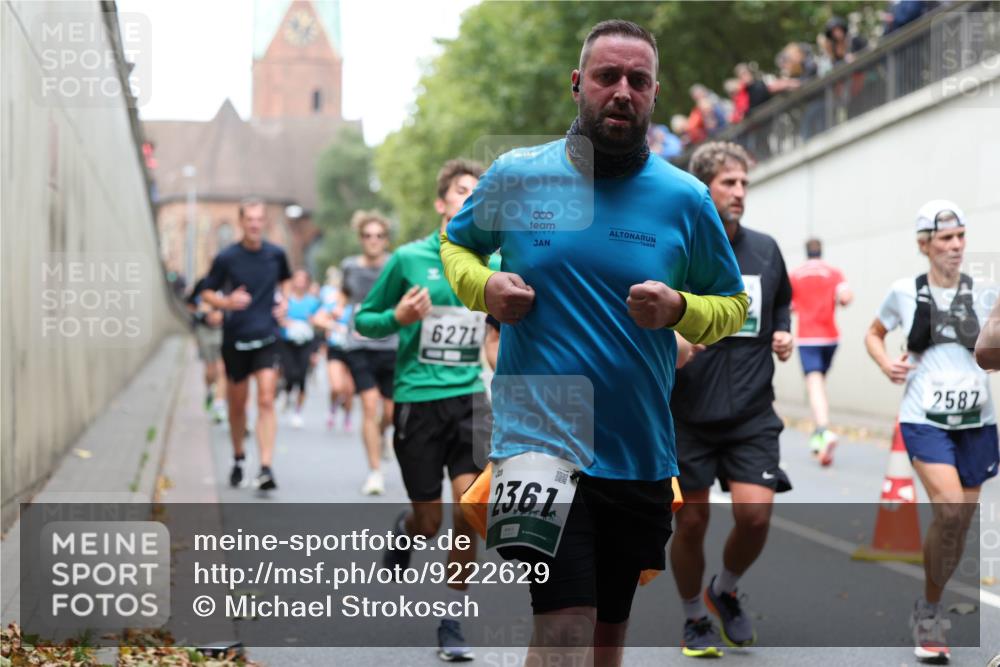 05.10.2025 - 20. swb-Marathon Bremen Michael Strokosch http://msf.ph/oto/9222629 05.10.2025 13:01:38 Laufen 6271, 888, 13, 61, 2587 meine-sportfotos.de