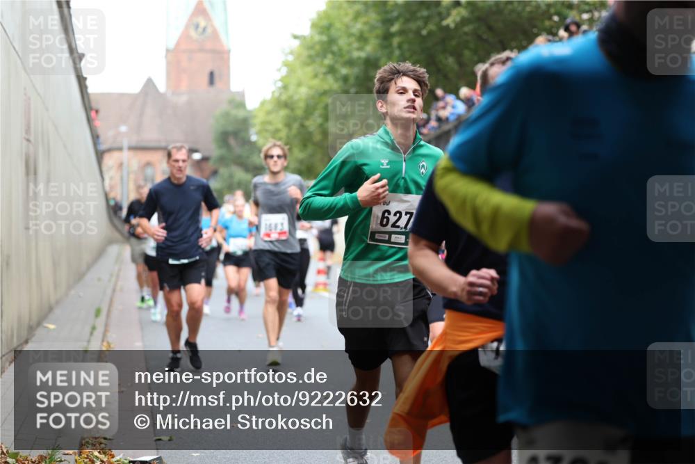 05.10.2025 - 20. swb-Marathon Bremen Michael Strokosch http://msf.ph/oto/9222632 05.10.2025 13:01:38 Laufen 627 meine-sportfotos.de