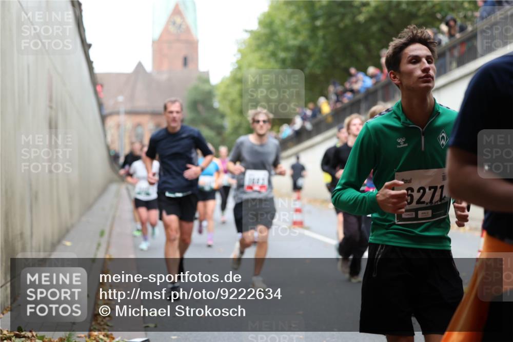 05.10.2025 - 20. swb-Marathon Bremen Michael Strokosch http://msf.ph/oto/9222634 05.10.2025 13:01:39 Laufen 6271, 09408 meine-sportfotos.de