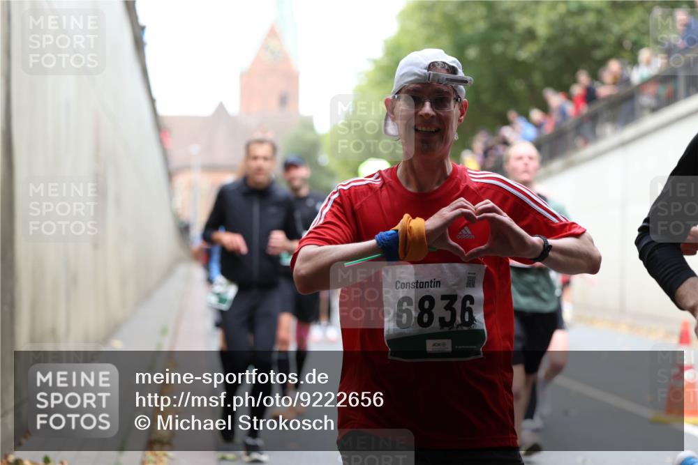 05.10.2025 - 20. swb-Marathon Bremen Michael Strokosch http://msf.ph/oto/9222656 05.10.2025 13:01:46 Laufen 6836, 21 meine-sportfotos.de