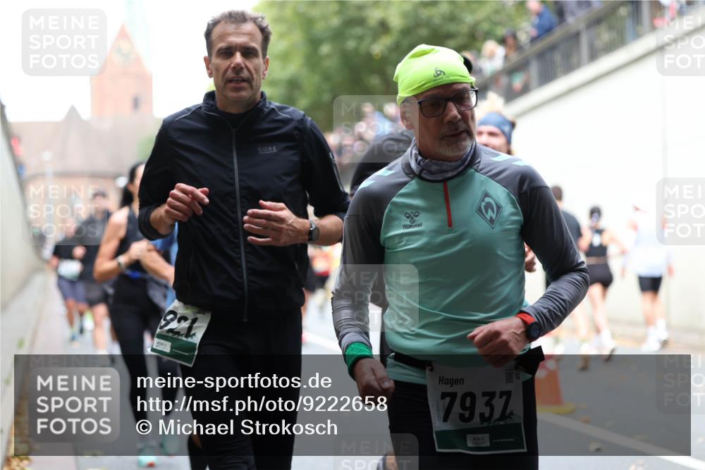 05.10.2025 - 20. swb-Marathon Bremen Michael Strokosch http://msf.ph/oto/9222658 05.10.2025 13:01:48 Laufen 921, 7937 meine-sportfotos.de