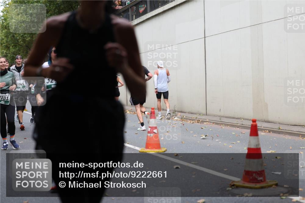 05.10.2025 - 20. swb-Marathon Bremen Michael Strokosch http://msf.ph/oto/9222661 05.10.2025 13:01:50 Laufen 703, 3145, 4 meine-sportfotos.de