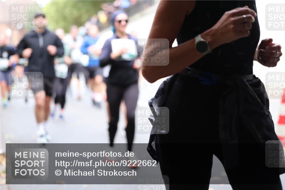 05.10.2025 - 20. swb-Marathon Bremen Michael Strokosch http://msf.ph/oto/9222662 05.10.2025 13:01:50 Laufen  meine-sportfotos.de