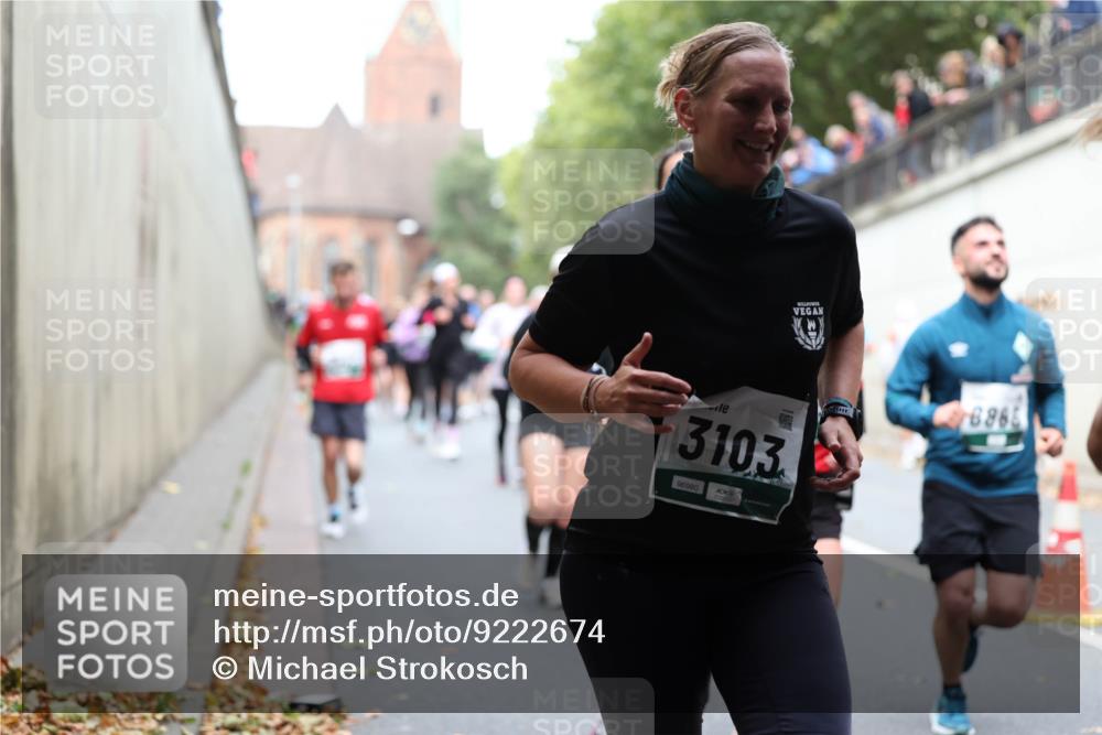 05.10.2025 - 20. swb-Marathon Bremen Michael Strokosch http://msf.ph/oto/9222674 05.10.2025 13:01:54 Laufen 3103, 96980, 3989 meine-sportfotos.de