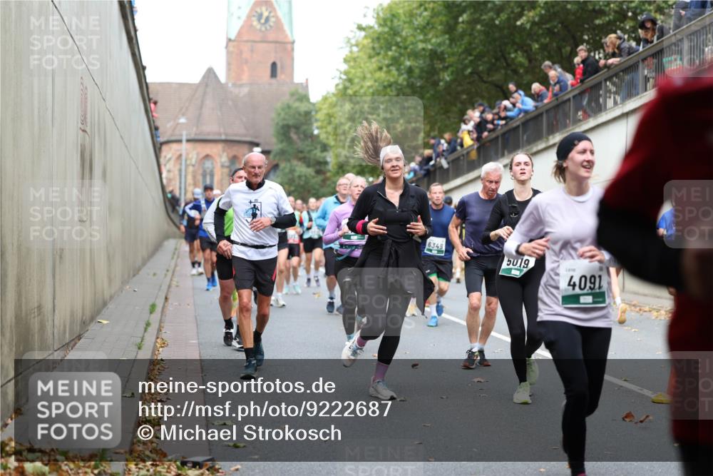05.10.2025 - 20. swb-Marathon Bremen Michael Strokosch http://msf.ph/oto/9222687 05.10.2025 13:01:58 Laufen 6349, 5019, 4091 meine-sportfotos.de