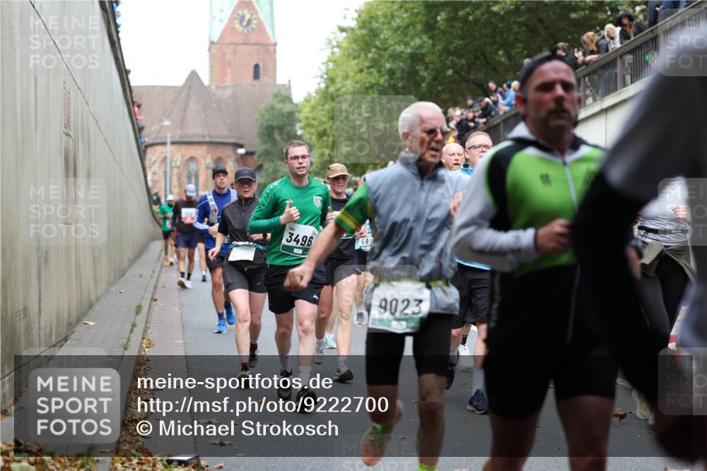 05.10.2025 - 20. swb-Marathon Bremen Michael Strokosch http://msf.ph/oto/9222700 05.10.2025 13:02:01 Laufen 3496, 599, 9023 meine-sportfotos.de