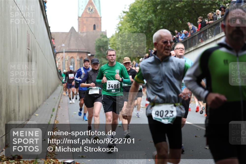 05.10.2025 - 20. swb-Marathon Bremen Michael Strokosch http://msf.ph/oto/9222701 05.10.2025 13:02:02 Laufen 3496, 9023 meine-sportfotos.de