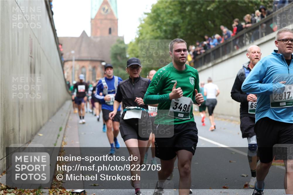 05.10.2025 - 20. swb-Marathon Bremen Michael Strokosch http://msf.ph/oto/9222705 05.10.2025 13:02:03 Laufen 118, 2917, 69, 3496 meine-sportfotos.de