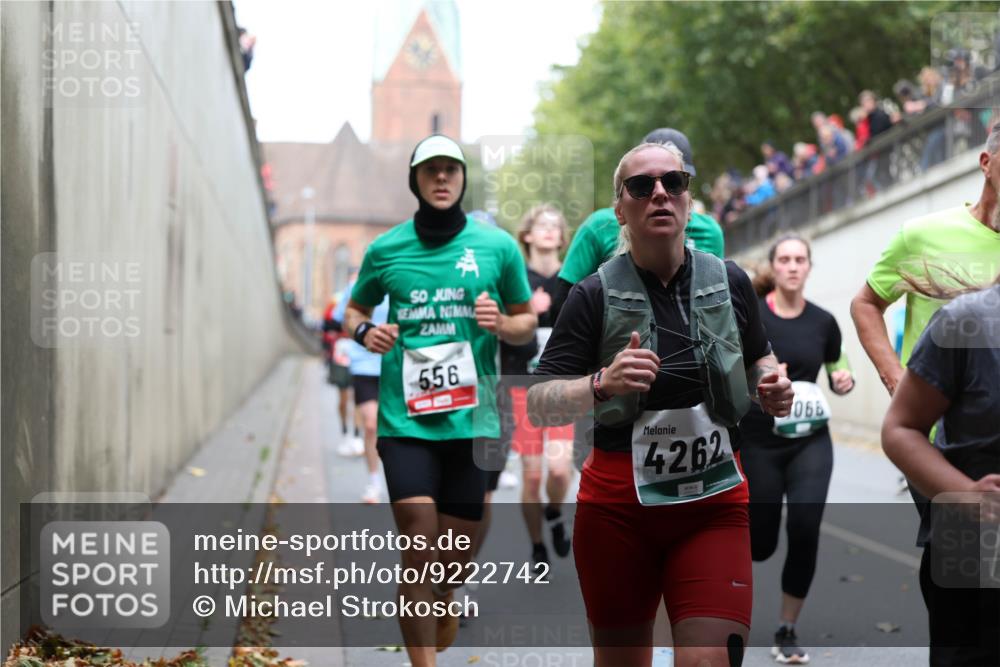 05.10.2025 - 20. swb-Marathon Bremen Michael Strokosch http://msf.ph/oto/9222742 05.10.2025 13:02:13 Laufen 556, 4262, 066 meine-sportfotos.de