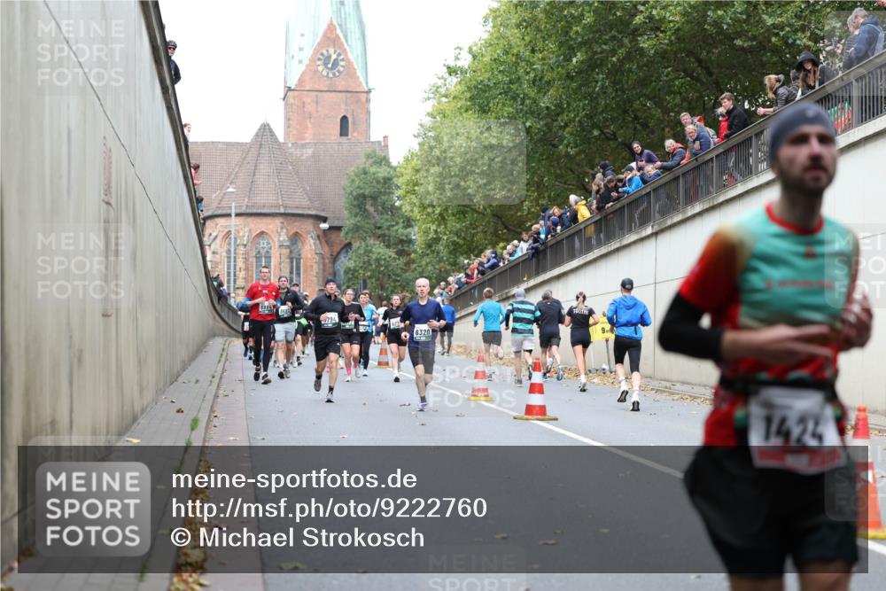 05.10.2025 - 20. swb-Marathon Bremen Michael Strokosch http://msf.ph/oto/9222760 05.10.2025 13:02:19 Laufen 6884, 794, 6320, 9, 1424 meine-sportfotos.de