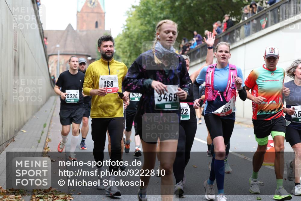 05.10.2025 - 20. swb-Marathon Bremen Michael Strokosch http://msf.ph/oto/9222810 05.10.2025 13:02:37 Laufen 5396, 166, 5097, 3469, 02, 56, 20, 45 meine-sportfotos.de
