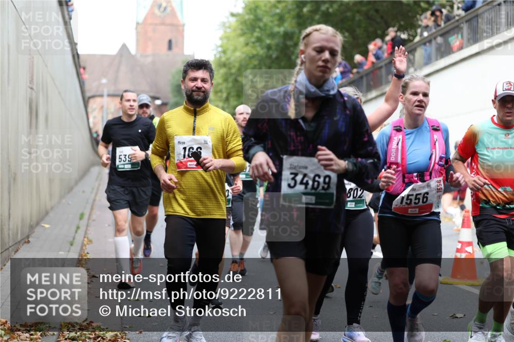 05.10.2025 - 20. swb-Marathon Bremen Michael Strokosch http://msf.ph/oto/9222811 05.10.2025 13:02:37 Laufen 539, 166, 3469, 802, 1556, 1556, 20 meine-sportfotos.de
