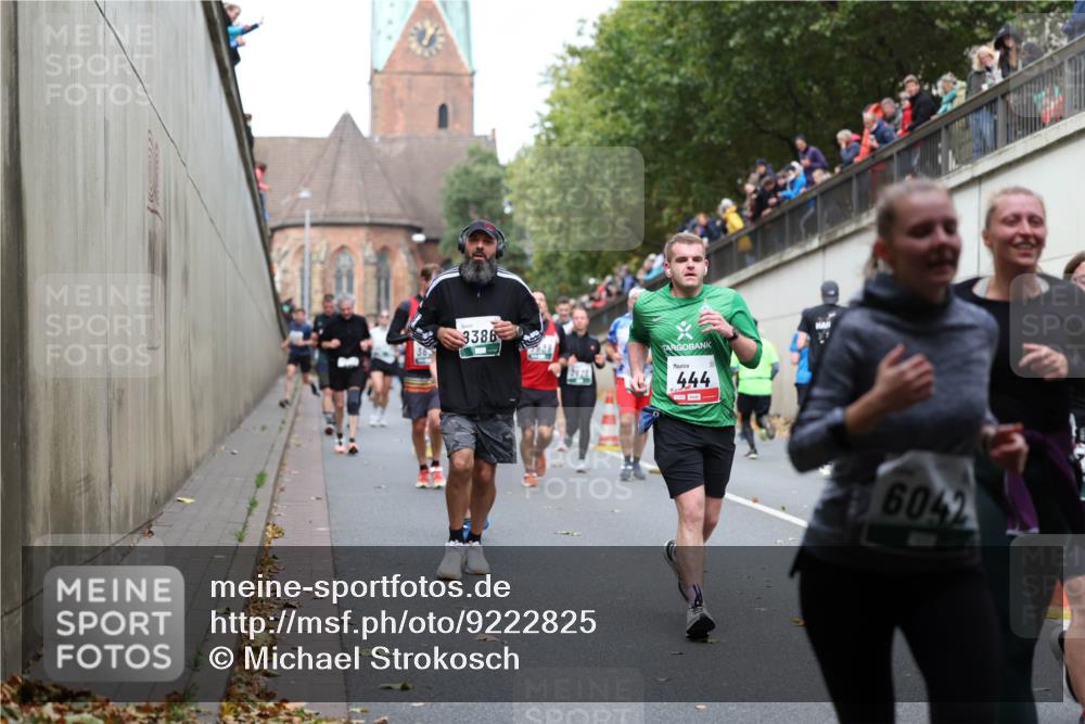 05.10.2025 - 20. swb-Marathon Bremen Michael Strokosch http://msf.ph/oto/9222825 05.10.2025 13:02:43 Laufen 3386, 444, 60492 meine-sportfotos.de