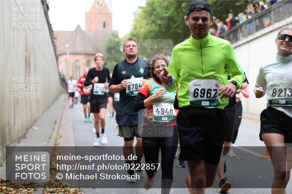 05.10.2025 - 20. swb-Marathon Bremen Michael Strokosch http://msf.ph/oto/9222857 05.10.2025 13:02:52 Laufen 8784, 4940, 69677, 8213 meine-sportfotos.de