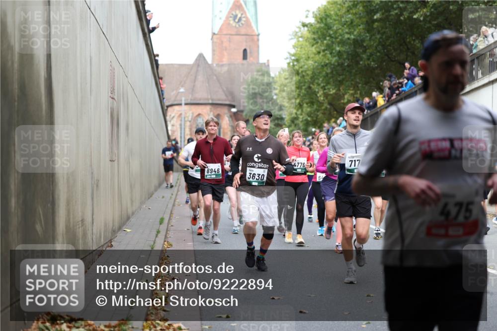 05.10.2025 - 20. swb-Marathon Bremen Michael Strokosch http://msf.ph/oto/9222894 05.10.2025 13:03:04 Laufen 4776, 8946, 3630, 64, 717, 475 meine-sportfotos.de