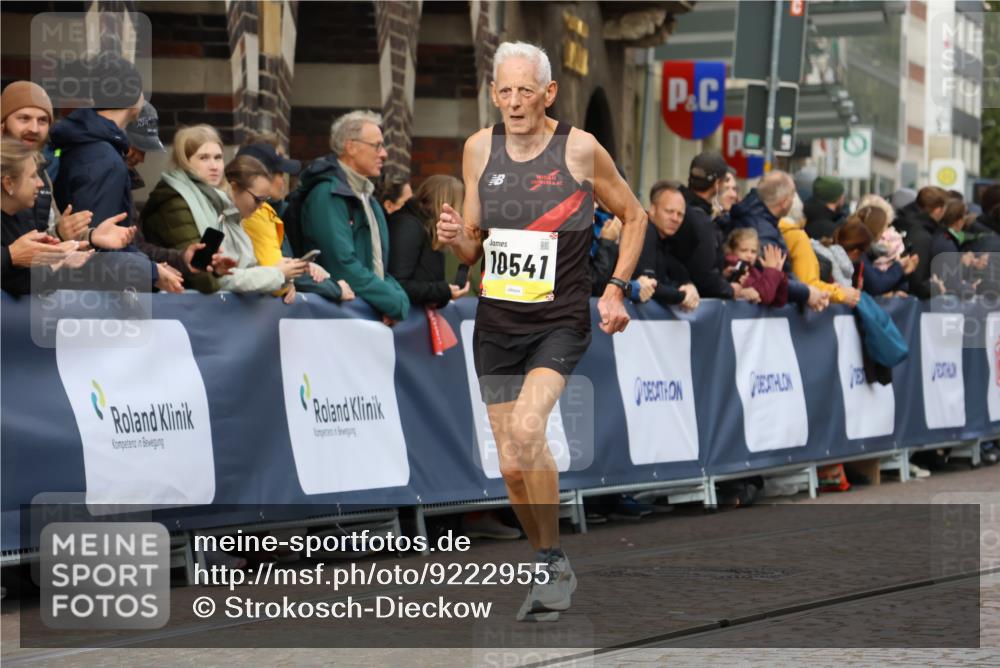 05.10.2025 - 20. swb-Marathon Bremen Strokosch-Dieckow http://msf.ph/oto/9222955 05.10.2025 10:43:16 Ziel 9967, 10541, 10979, 11304 meine-sportfotos.de