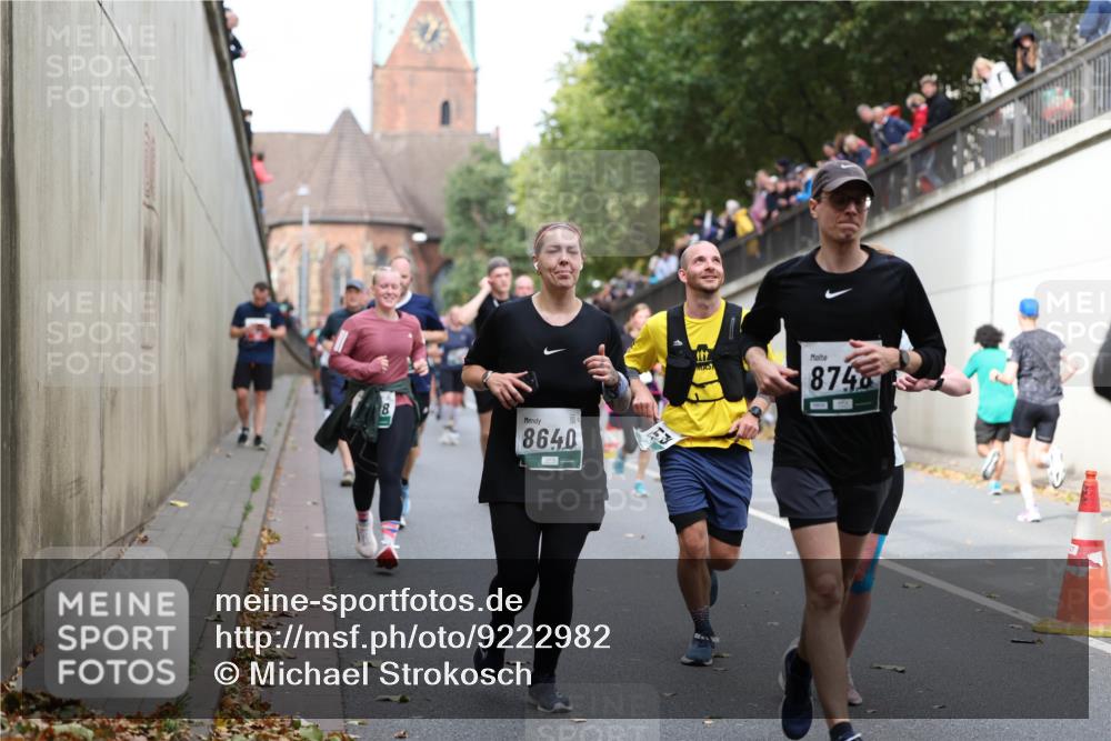 05.10.2025 - 20. swb-Marathon Bremen Michael Strokosch http://msf.ph/oto/9222982 05.10.2025 13:03:28 Laufen 8, 8640, 874 meine-sportfotos.de