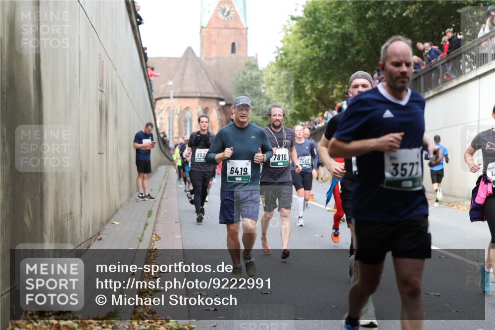 05.10.2025 - 20. swb-Marathon Bremen Michael Strokosch http://msf.ph/oto/9222991 05.10.2025 13:03:31 Laufen 893, 7810, 64, 19, 7060, 3571 meine-sportfotos.de
