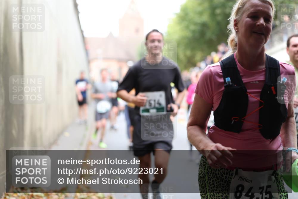 05.10.2025 - 20. swb-Marathon Bremen Michael Strokosch http://msf.ph/oto/9223021 05.10.2025 13:03:45 Laufen 1614, 8435 meine-sportfotos.de