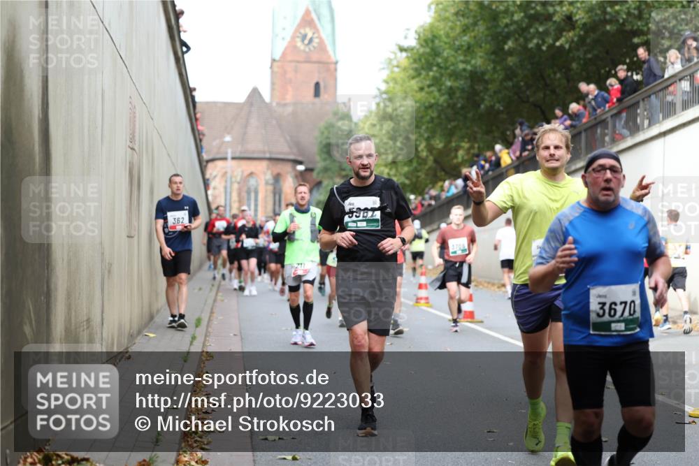 05.10.2025 - 20. swb-Marathon Bremen Michael Strokosch http://msf.ph/oto/9223033 05.10.2025 13:03:49 Laufen 362, 211, 3708, 3670 meine-sportfotos.de