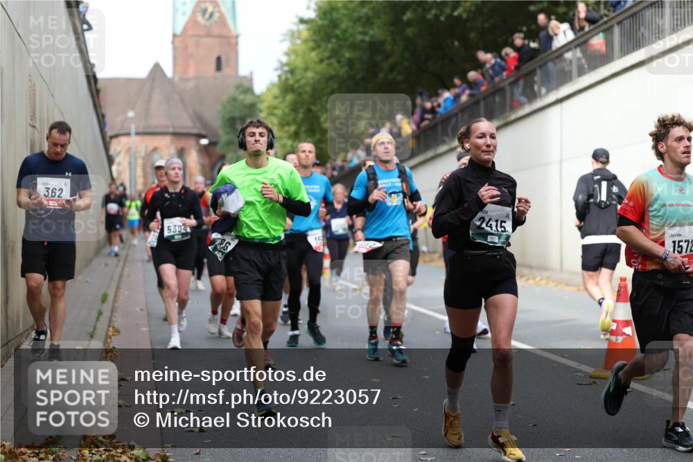 05.10.2025 - 20. swb-Marathon Bremen Michael Strokosch http://msf.ph/oto/9223057 05.10.2025 13:03:55 Laufen 362, 5392, 2415, 20, 1572 meine-sportfotos.de