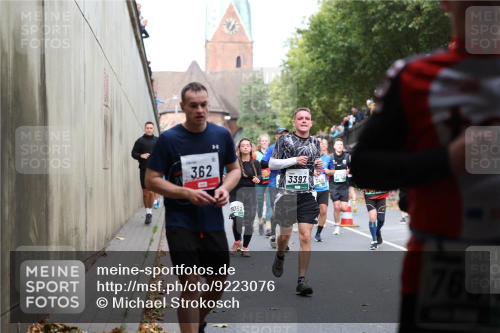 05.10.2025 - 20. swb-Marathon Bremen Michael Strokosch http://msf.ph/oto/9223076 05.10.2025 13:04:00 Laufen 362, 9062, 3397, 548, 7762, 7664 meine-sportfotos.de