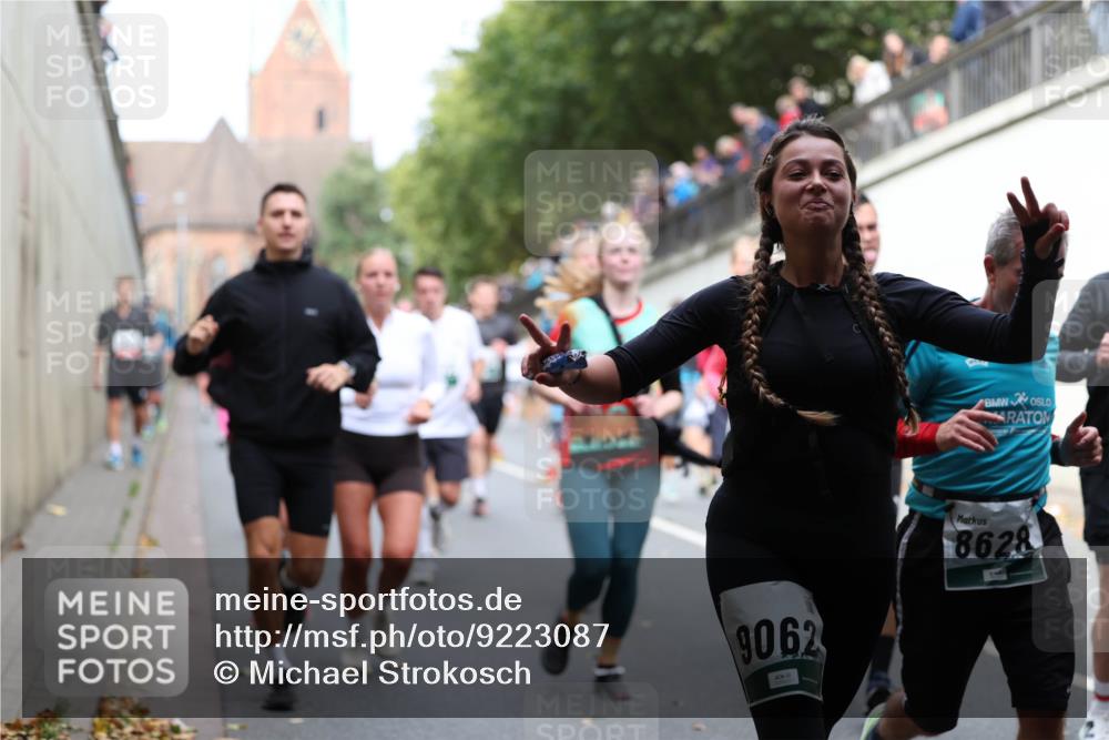 05.10.2025 - 20. swb-Marathon Bremen Michael Strokosch http://msf.ph/oto/9223087 05.10.2025 13:04:04 Laufen 9062, 8628 meine-sportfotos.de