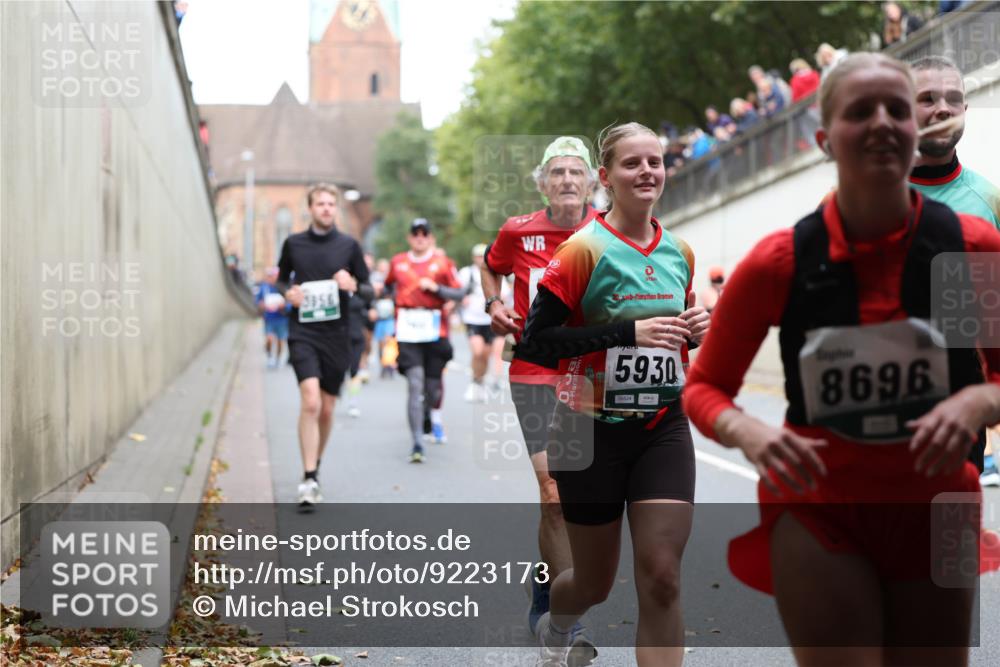 05.10.2025 - 20. swb-Marathon Bremen Michael Strokosch http://msf.ph/oto/9223173 05.10.2025 13:04:43 Laufen 20, 5930, 8696 meine-sportfotos.de