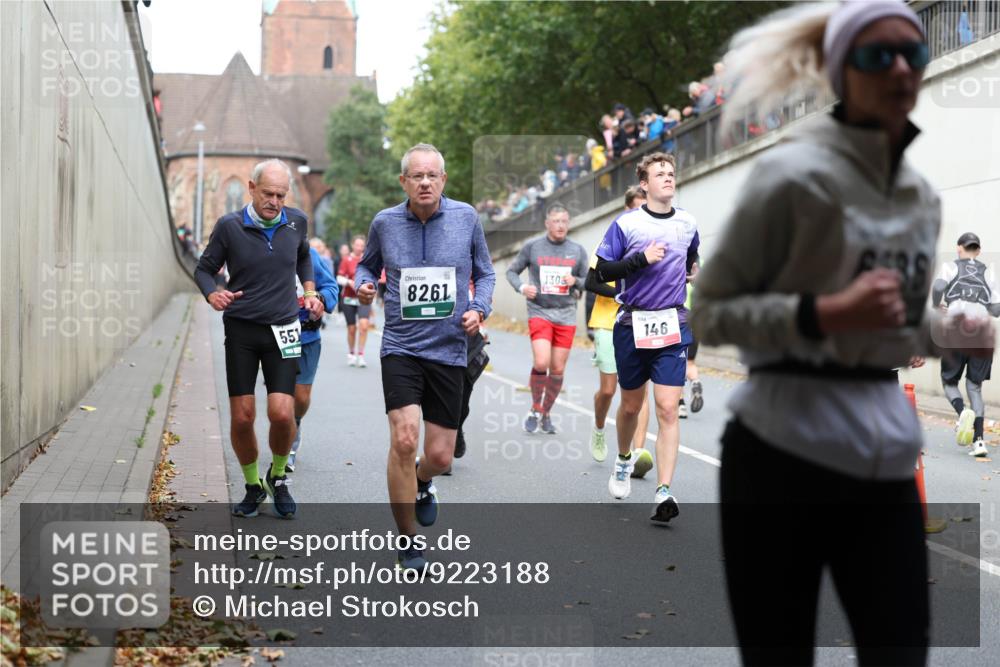 05.10.2025 - 20. swb-Marathon Bremen Michael Strokosch http://msf.ph/oto/9223188 05.10.2025 13:04:52 Laufen 551, 8261, 1306, 146 meine-sportfotos.de