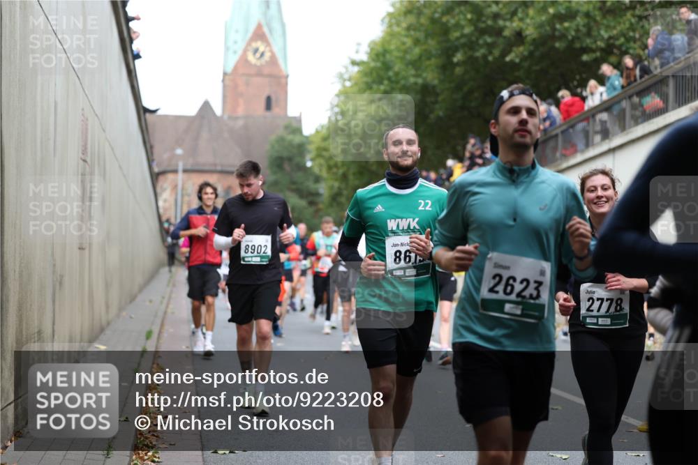 05.10.2025 - 20. swb-Marathon Bremen Michael Strokosch http://msf.ph/oto/9223208 05.10.2025 13:05:08 Laufen 8902, 22, 861, 09799, 2623, 2778 meine-sportfotos.de