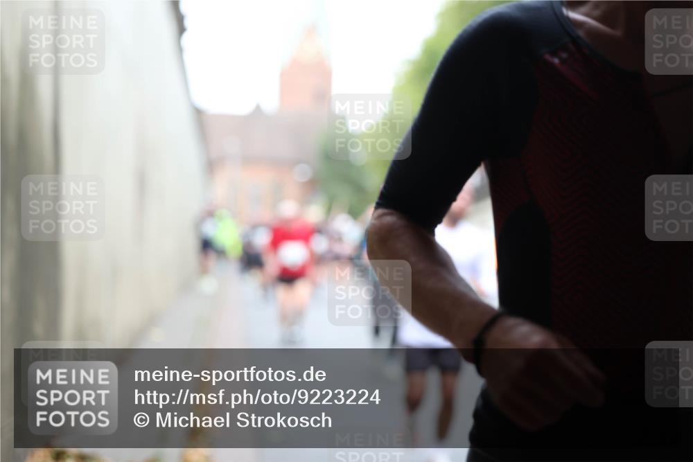 05.10.2025 - 20. swb-Marathon Bremen Michael Strokosch http://msf.ph/oto/9223224 05.10.2025 13:05:15 Laufen  meine-sportfotos.de