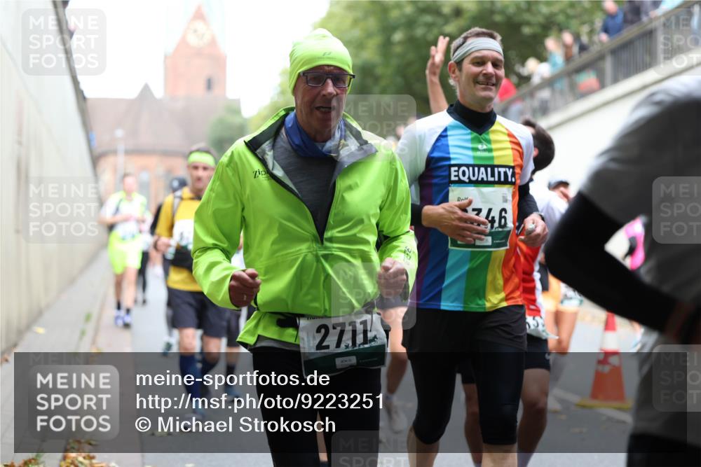 05.10.2025 - 20. swb-Marathon Bremen Michael Strokosch http://msf.ph/oto/9223251 05.10.2025 13:05:30 Laufen 2711, 46 meine-sportfotos.de