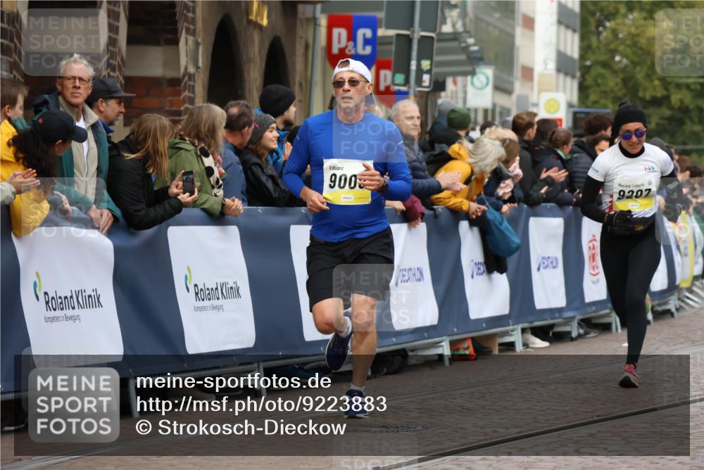 05.10.2025 - 20. swb-Marathon Bremen Strokosch-Dieckow http://msf.ph/oto/9223883 05.10.2025 10:46:33 Ziel 9009, 9207, 9366, 9961, 10268, 11268 meine-sportfotos.de