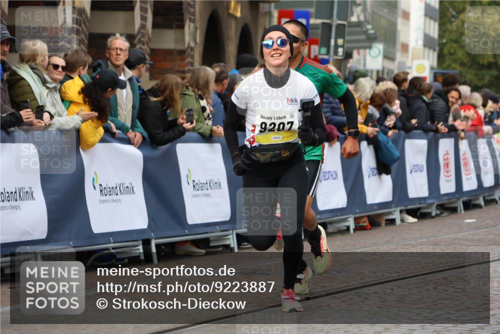 05.10.2025 - 20. swb-Marathon Bremen Strokosch-Dieckow http://msf.ph/oto/9223887 05.10.2025 10:46:35 Ziel 9009, 9207, 9366, 9961, 10268, 10411, 11268, 11327 meine-sportfotos.de