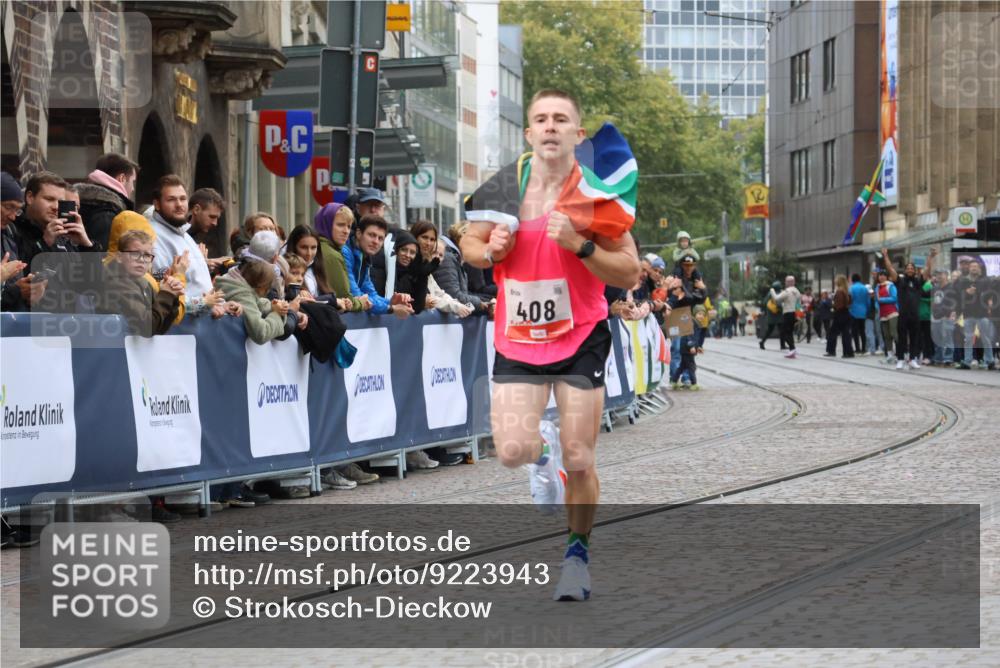 05.10.2025 - 20. swb-Marathon Bremen Strokosch-Dieckow http://msf.ph/oto/9223943 05.10.2025 12:08:44 Ziel 408 meine-sportfotos.de