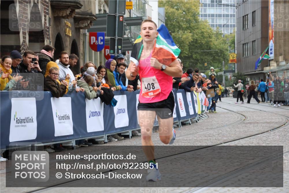 05.10.2025 - 20. swb-Marathon Bremen Strokosch-Dieckow http://msf.ph/oto/9223951 05.10.2025 12:08:44 Ziel 408 meine-sportfotos.de