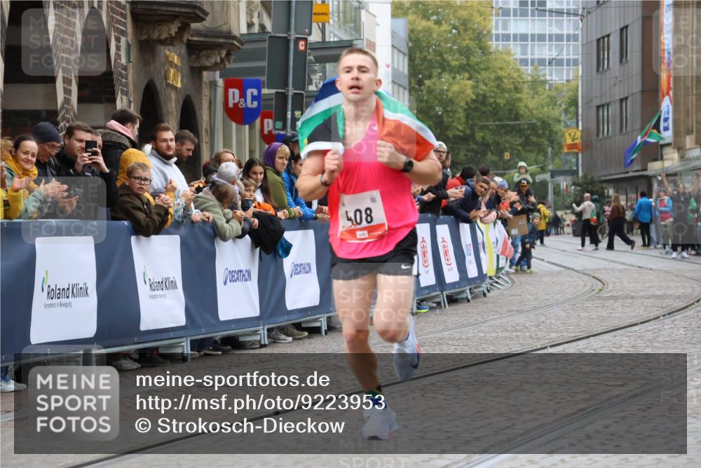 05.10.2025 - 20. swb-Marathon Bremen Strokosch-Dieckow http://msf.ph/oto/9223953 05.10.2025 12:08:44 Ziel 408 meine-sportfotos.de