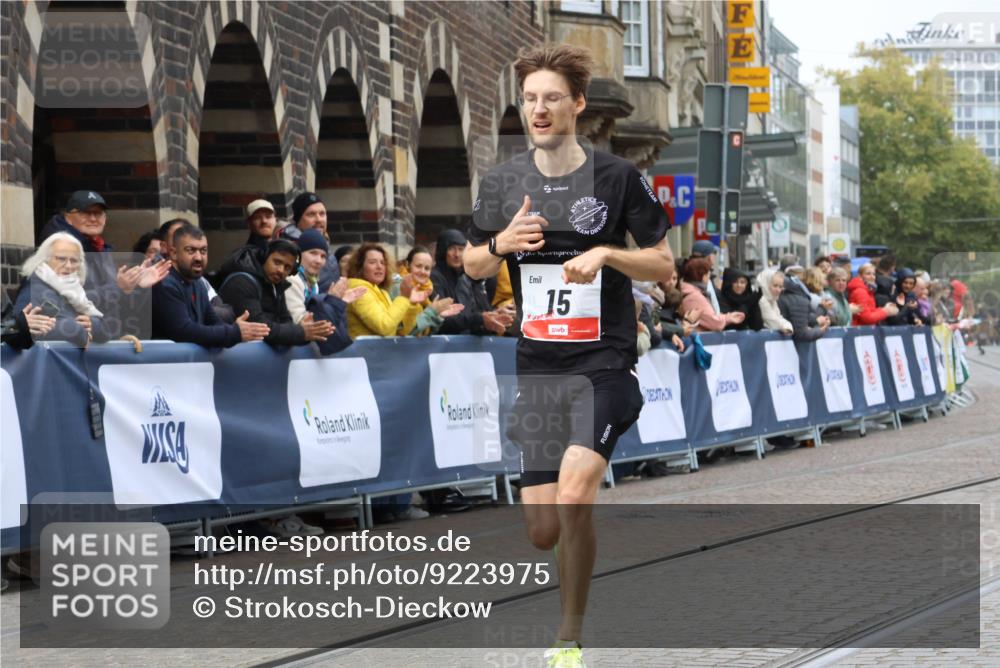 05.10.2025 - 20. swb-Marathon Bremen Strokosch-Dieckow http://msf.ph/oto/9223975 05.10.2025 12:10:41 Ziel 15 meine-sportfotos.de