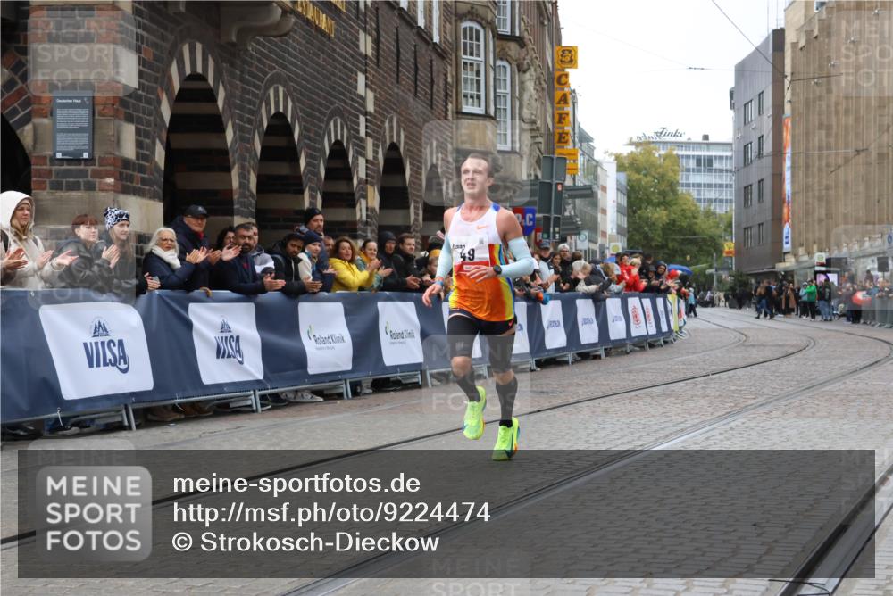 05.10.2025 - 20. swb-Marathon Bremen Strokosch-Dieckow http://msf.ph/oto/9224474 05.10.2025 12:12:25 Ziel 49 meine-sportfotos.de