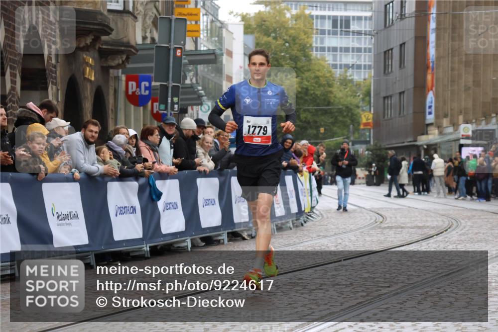 05.10.2025 - 20. swb-Marathon Bremen Strokosch-Dieckow http://msf.ph/oto/9224617 05.10.2025 12:14:06 Ziel 1779 meine-sportfotos.de