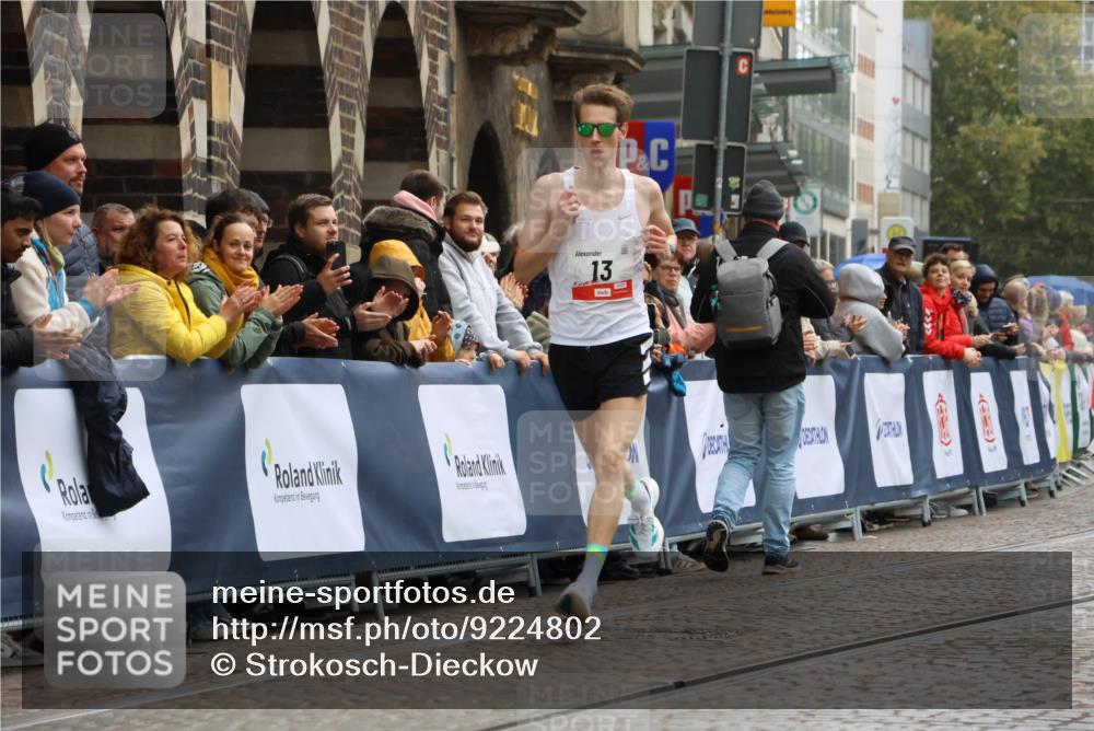 05.10.2025 - 20. swb-Marathon Bremen Strokosch-Dieckow http://msf.ph/oto/9224802 05.10.2025 12:16:01 Ziel 13 meine-sportfotos.de