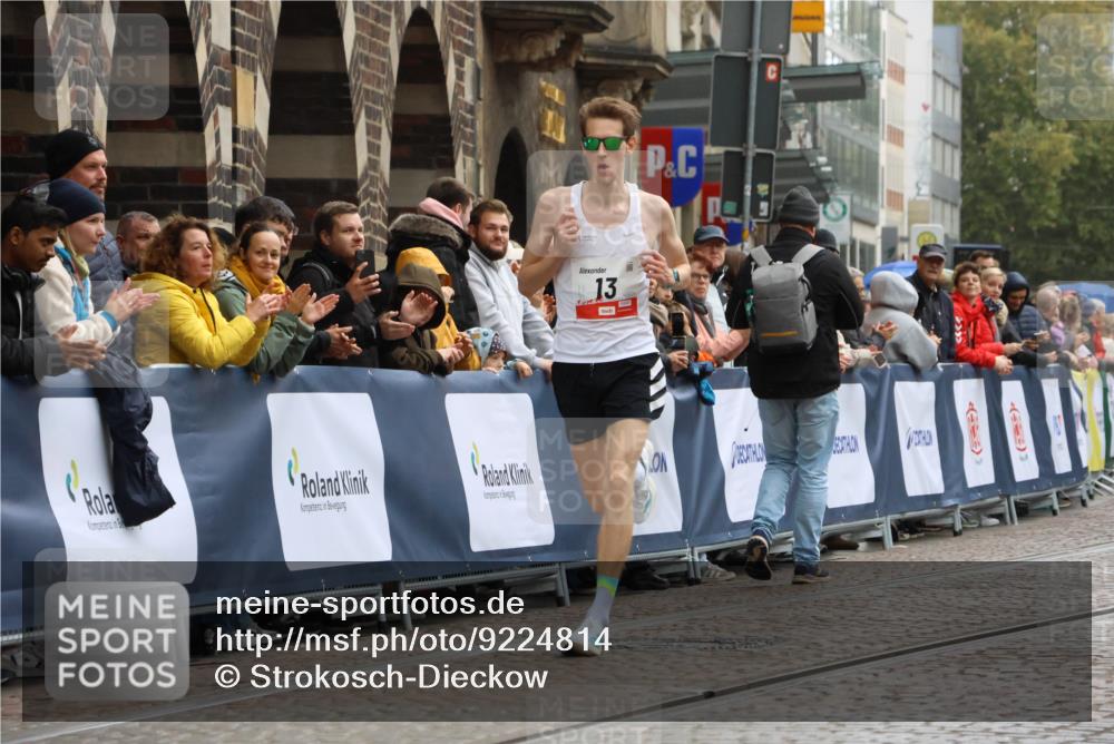 05.10.2025 - 20. swb-Marathon Bremen Strokosch-Dieckow http://msf.ph/oto/9224814 05.10.2025 12:16:01 Ziel 13 meine-sportfotos.de