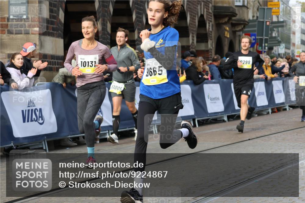 05.10.2025 - 20. swb-Marathon Bremen Strokosch-Dieckow http://msf.ph/oto/9224867 05.10.2025 10:48:28 Ziel 8787, 9298, 9385, 9437, 9478, 9665, 9958, 10109, 10131, 10177, 10211, 10685, 11005, 11357, 11505 meine-sportfotos.de
