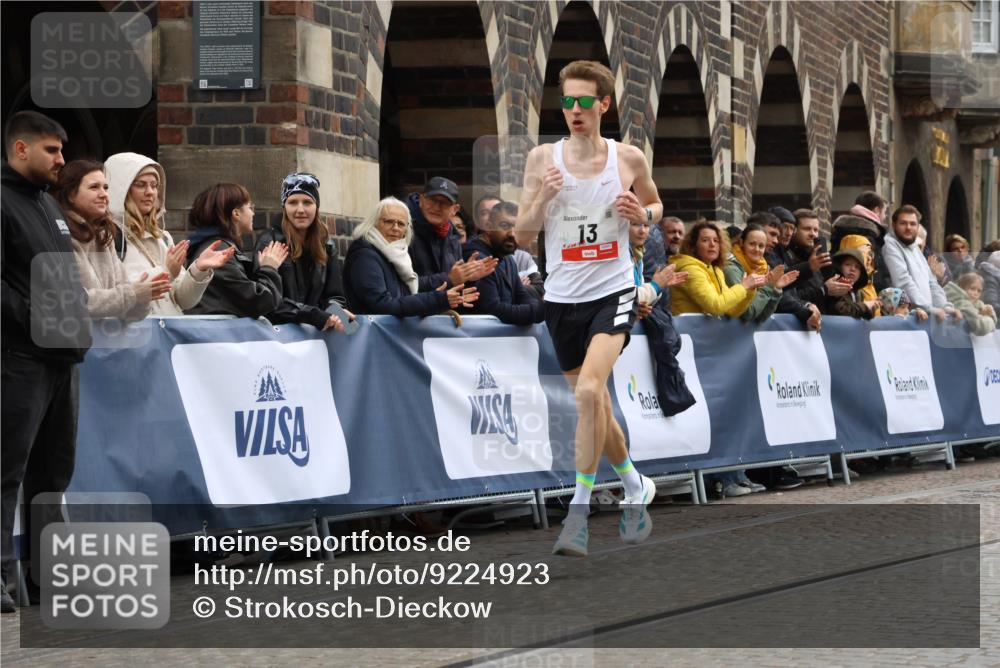 05.10.2025 - 20. swb-Marathon Bremen Strokosch-Dieckow http://msf.ph/oto/9224923 05.10.2025 12:16:02 Ziel 13 meine-sportfotos.de