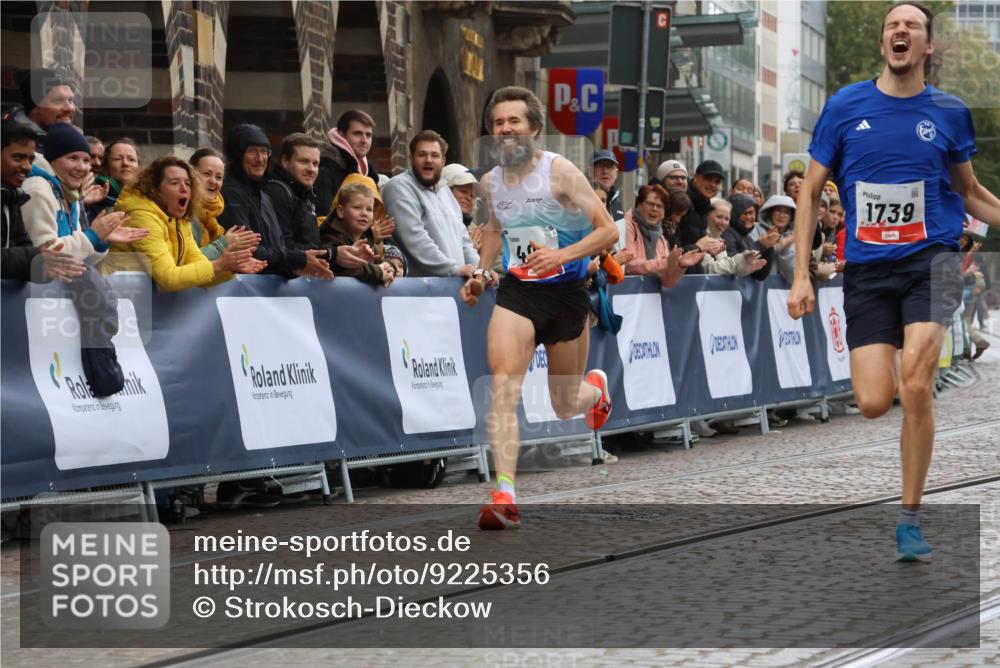 05.10.2025 - 20. swb-Marathon Bremen Strokosch-Dieckow http://msf.ph/oto/9225356 05.10.2025 12:17:50 Ziel 404, 1739 meine-sportfotos.de